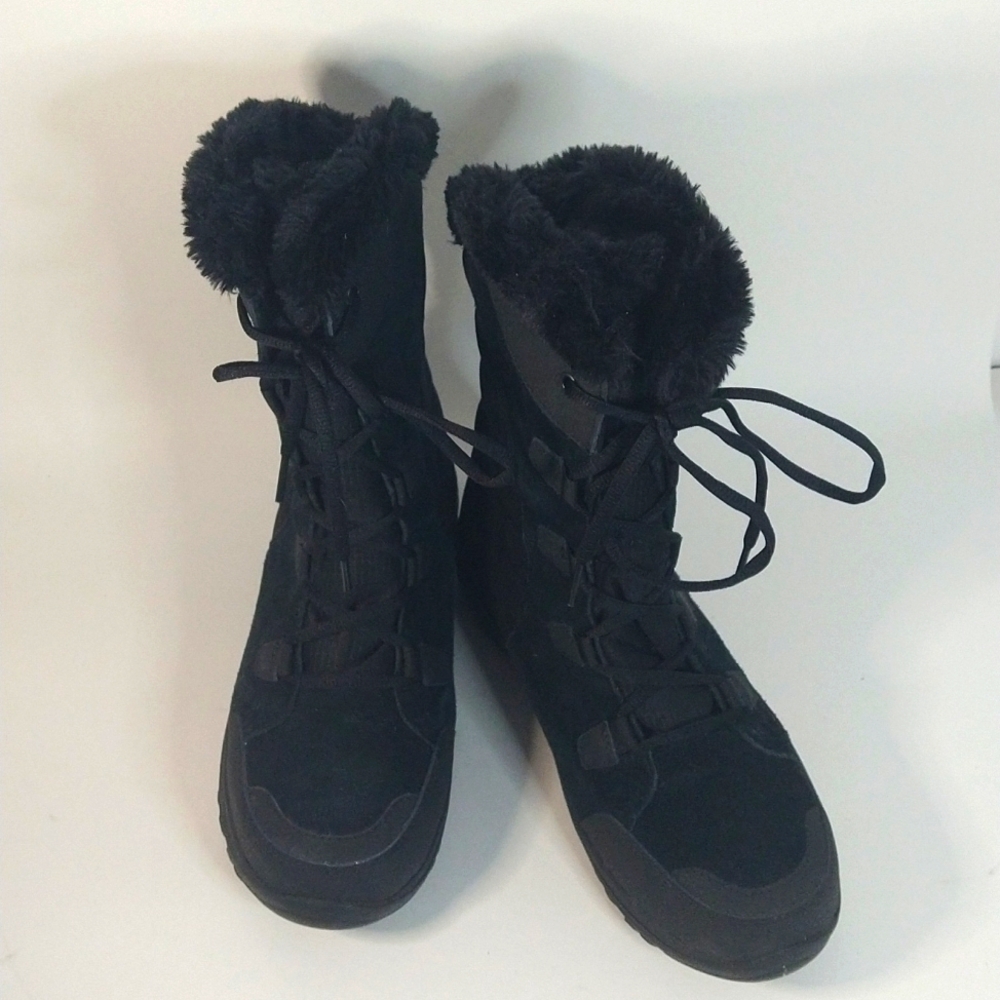 Women's Columbia Boots